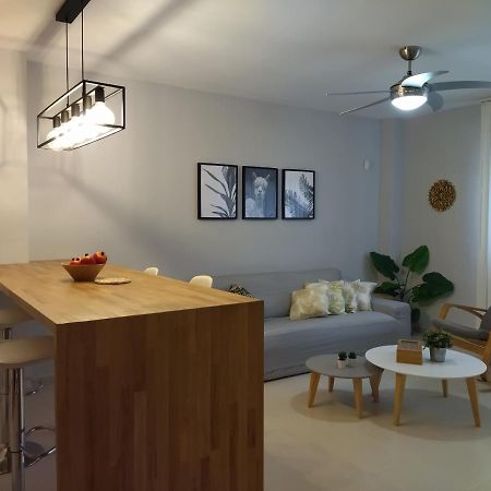 Carme Apartman Hospitalet De L'Infant Kültér fotó