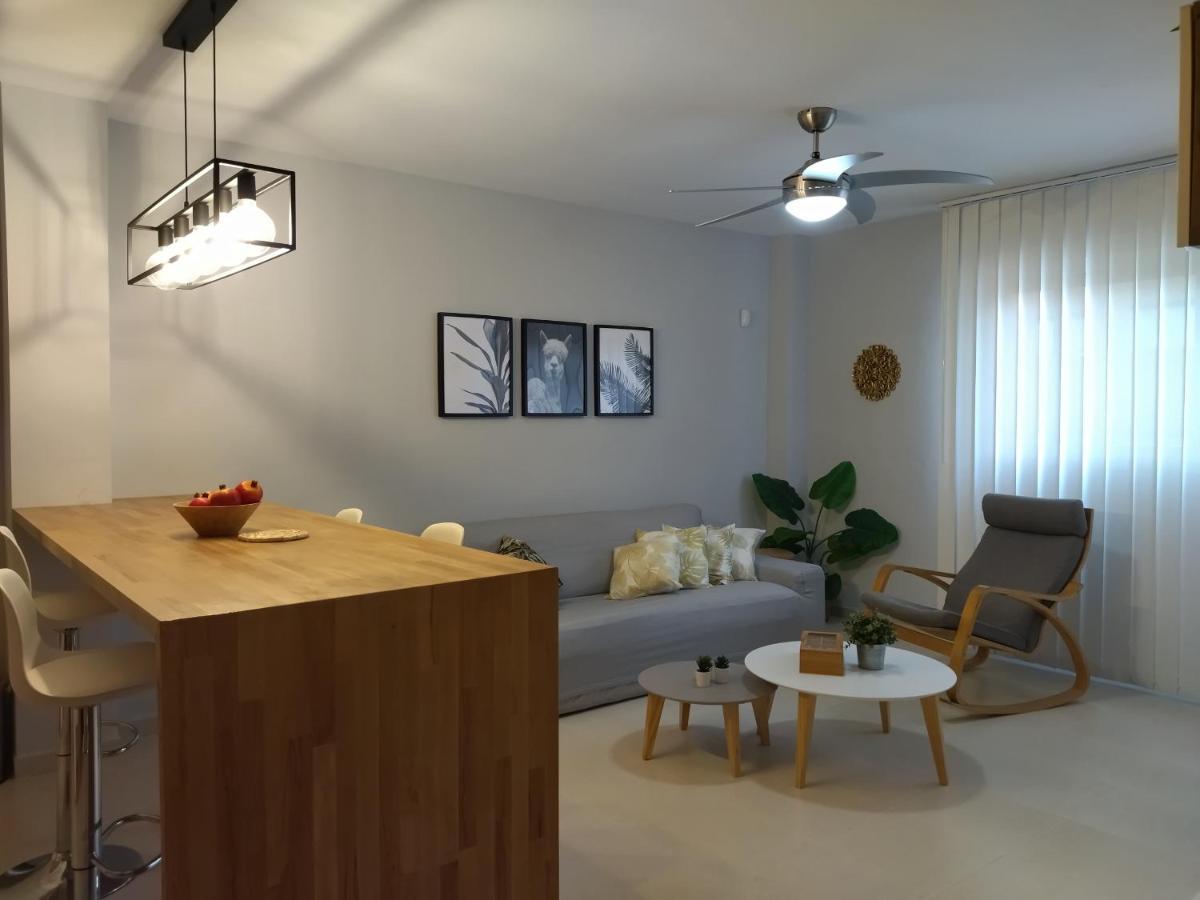 Carme Apartman Hospitalet De L'Infant Kültér fotó