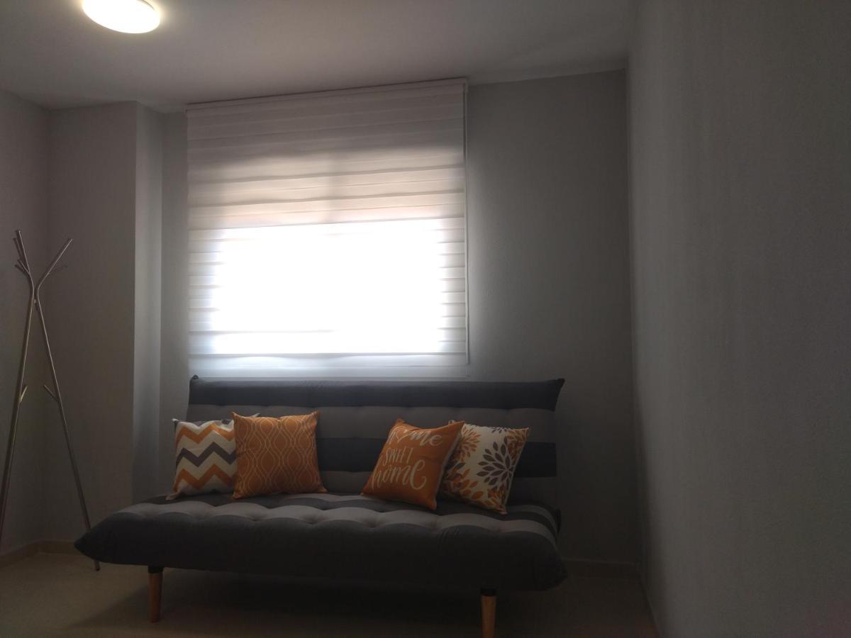 Carme Apartman Hospitalet De L'Infant Kültér fotó