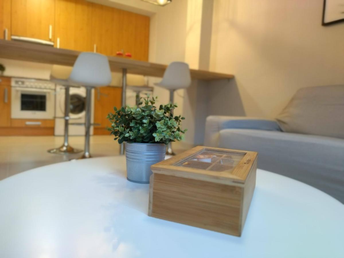 Carme Apartman Hospitalet De L'Infant Kültér fotó