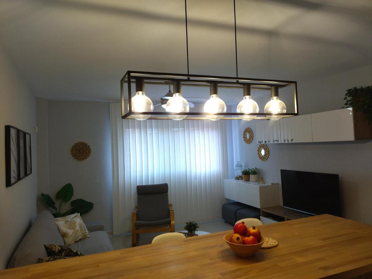Carme Apartman Hospitalet De L'Infant Kültér fotó