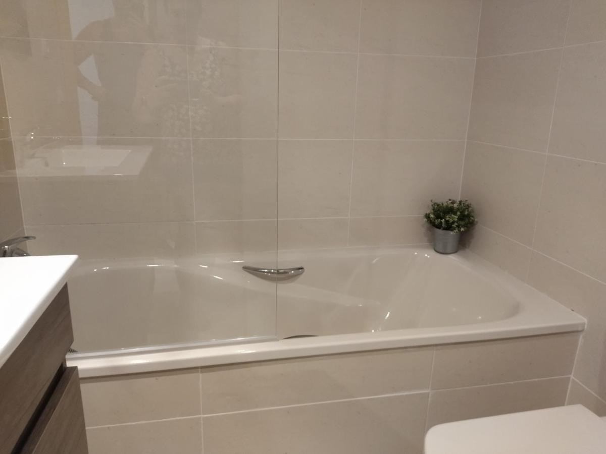 Carme Apartman Hospitalet De L'Infant Kültér fotó